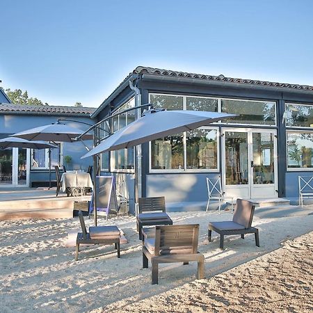 Hotel Restaurant Gite Les Lavandins Saint-Christol  Экстерьер фото